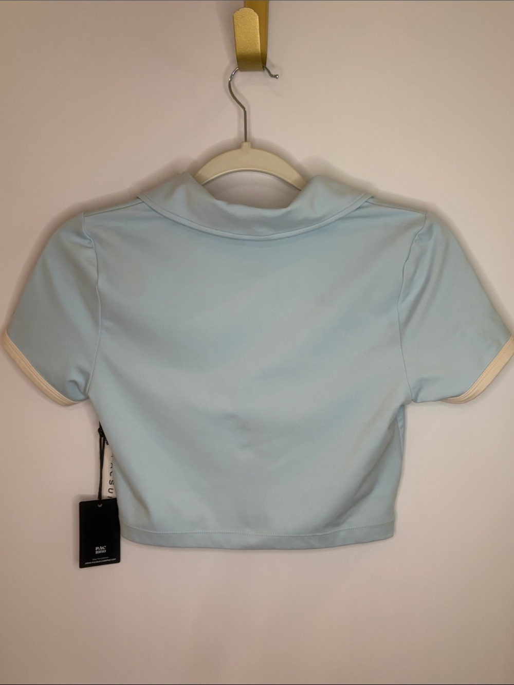 NWT PacSun Light Blue Cropped Polo with Cream Trim - Picture 9 of 14